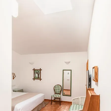 Casa Pizarro Caces