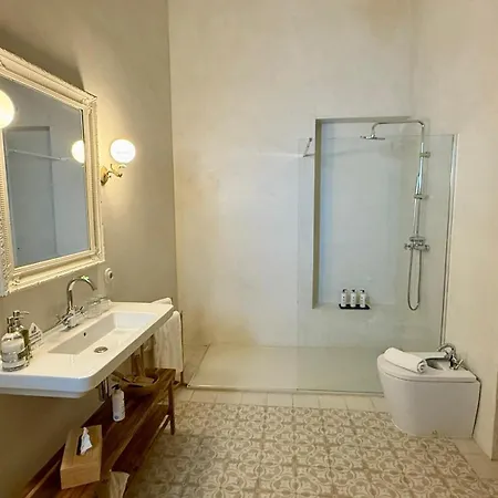Casa Pizarro Caces
