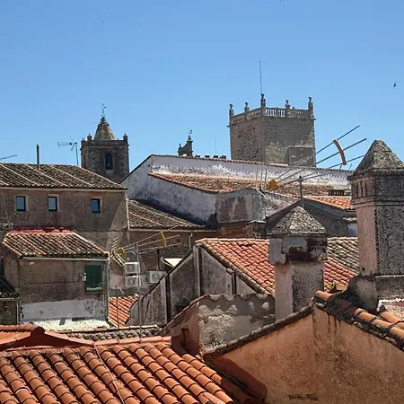 Casa Pizarro Caces