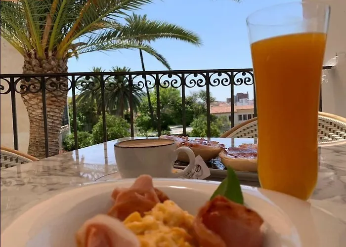 Ξενοδοχείο Casa Pizarro 4*